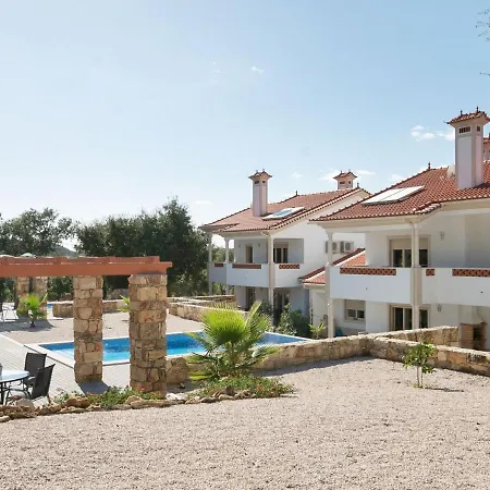 Holdiay Home In Lisbon With Private Pool Almogadel