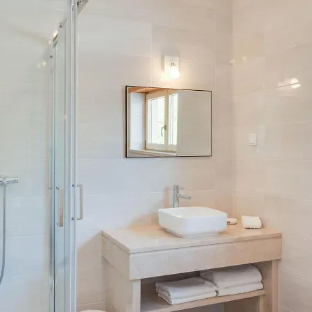 Holdiay Home In Lisbon With Private Pool *